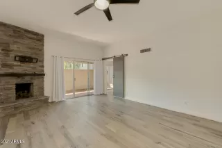 Photo #6: 6243368 Listing 