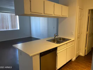 Photo #3: 6243394 Listing