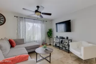 Photo #2: 6243437 Listing