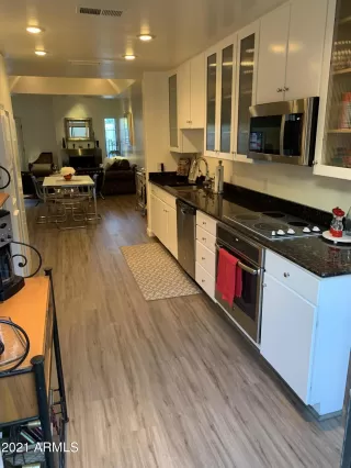 Photo #6: 6243484 Listing