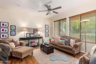 Photo #5: 6243515 Listing