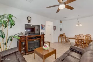 Photo #3: 6243637 Listing