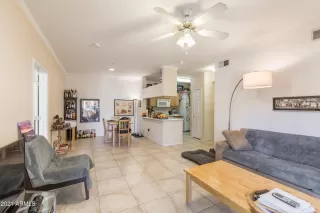 Photo #4: 6243709 Listing