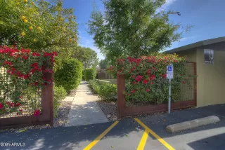 Photo #3: 6243868 Listing