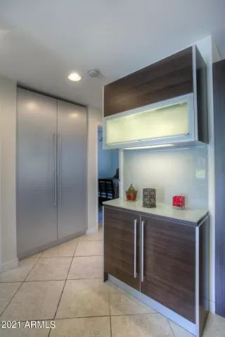 Photo #4: 6243868 Listing