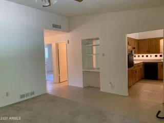 Photo #5: 6243870 Listing