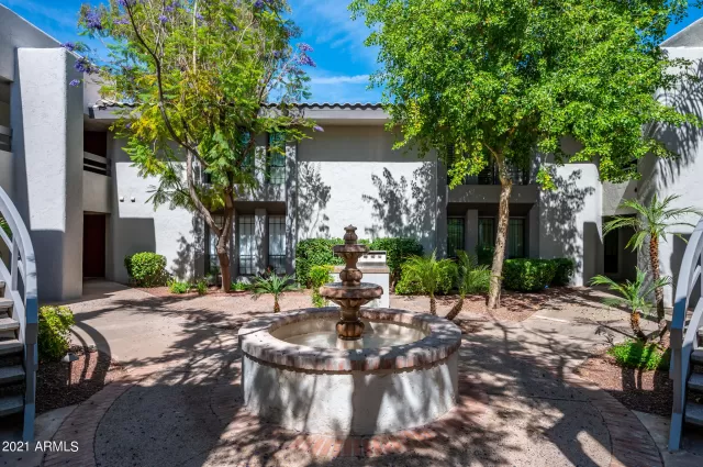 MLS: 6243977 Condo For Sale