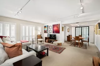 Photo #3: 6243977 Listing