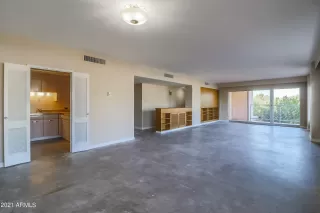 Photo #1: 6244075 Listing