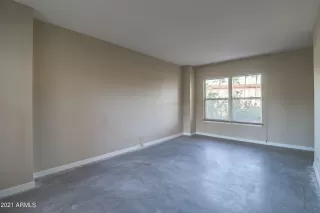 Photo #6: 6244075 Listing