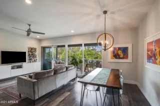 Photo #4: 6244211 Listing