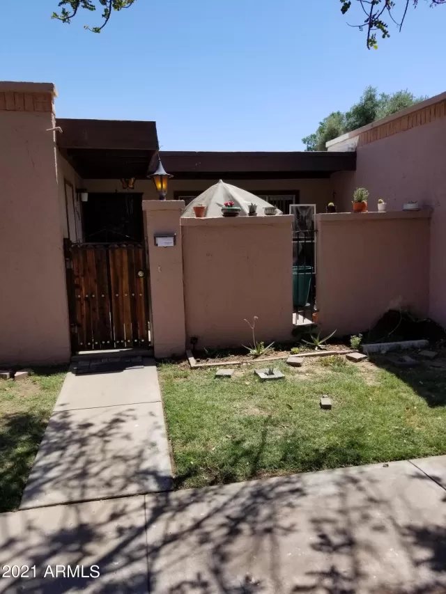 MLS: 6244238 Condo For Sale