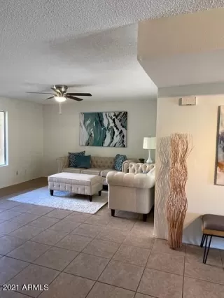 Photo #6: 6244320 Listing