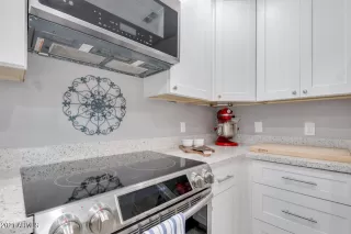 Photo #5: 6244430 Listing 