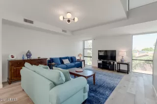 Photo #4: 6244547 Listing 
