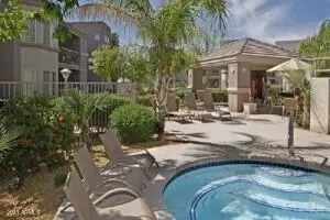 Photo #4: 6244667 Listing