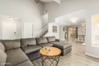 Photo #4: 6244708 Listing