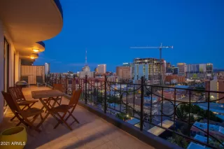 Photo #4: 6244910 Listing