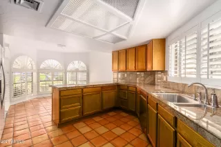 Photo #6: 6244968 Listing 