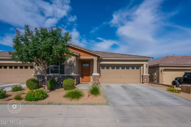 MLS: 6245001 Condo For Sale