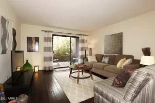 Photo #1: 6245043 Listing