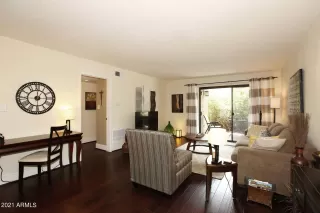 Photo #2: 6245043 Listing