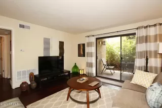 Photo #3: 6245043 Listing