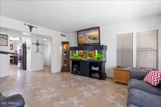 Photo #2: 6245121 Listing 