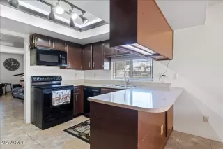 Photo #4: 6245121 Listing 