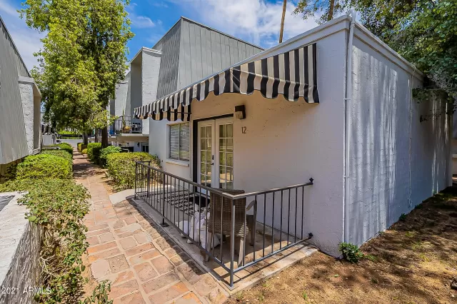 MLS: 6245162 Condo For Sale