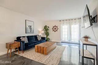 Photo #3: 6245162 Listing 