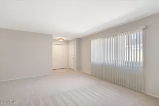 Photo #3: 6245294 Listing