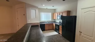 Photo #4: 6245297 Listing