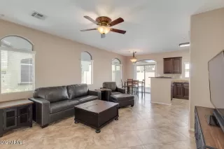 Photo #2: 6245415 Listing