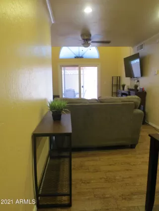 Photo #2: 6245492 Listing 