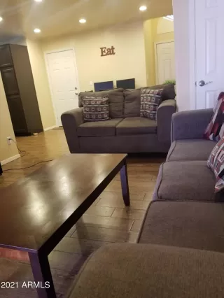 Photo #6: 6245492 Listing 