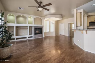 Photo #2: 6245525 Listing