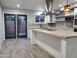 Photo #3: 6245569 Listing