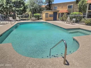 Photo #2: 6245582 Listing 