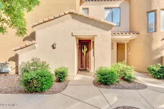 Photo #4: 6245635 Listing