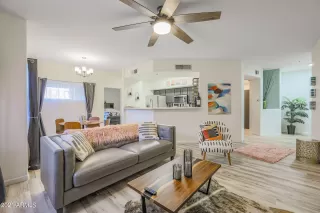 Photo #1: 6245656 Listing