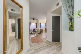 Photo #6: 6245656 Listing