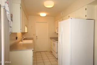 Photo #6: 6245767 Listing