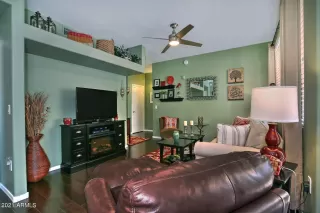 Photo #2: 6245975 Listing 