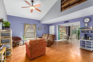 Photo #3: 6246131 Listing