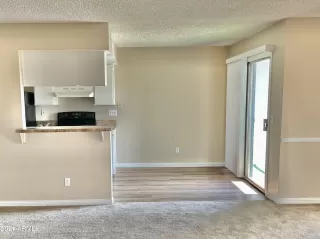 Photo #3: 6246163 Listing