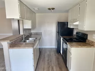 Photo #4: 6246163 Listing