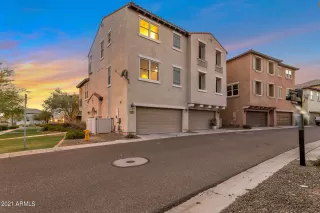 Photo #2: 6246199 Listing