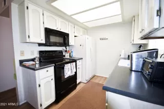 Photo #5: 6246217 Listing