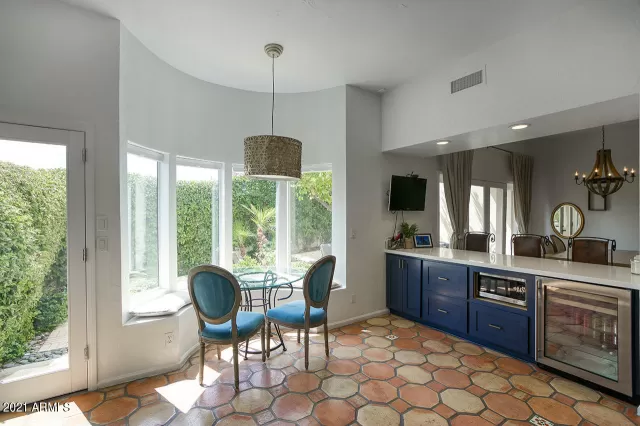 MLS: 6246268 Condo For Sale